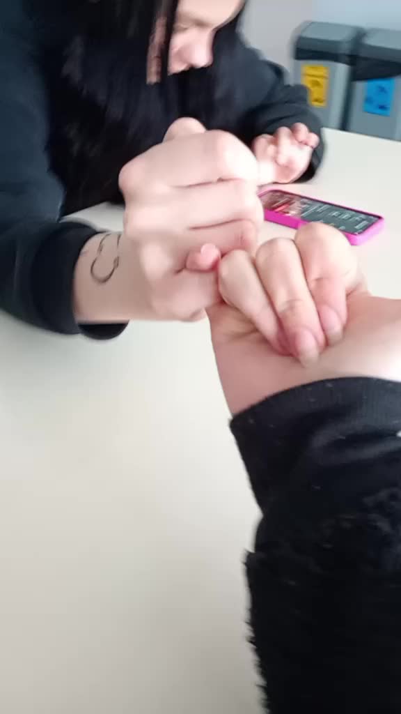 @Wolna2115🕷️🕸️