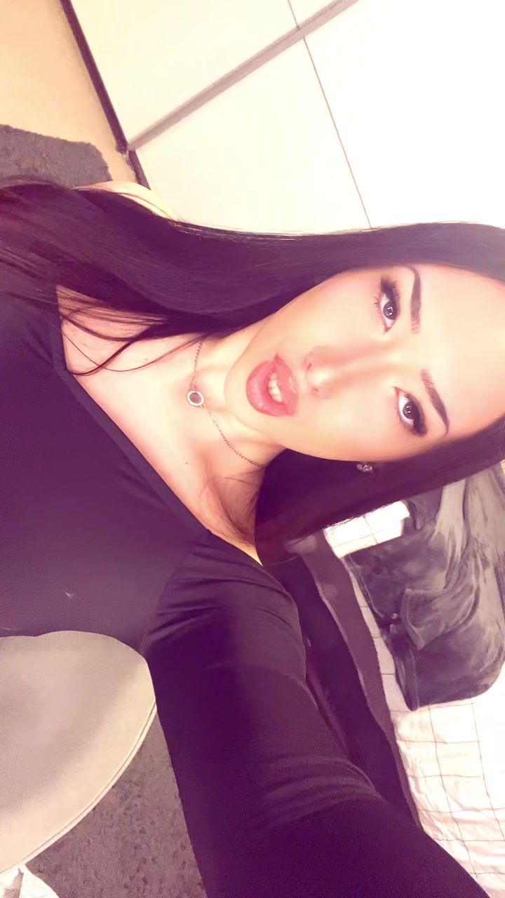 @𝙎𝙩𝙚𝙛𝙖𝙣𝙣𝙞𝙚 ♛