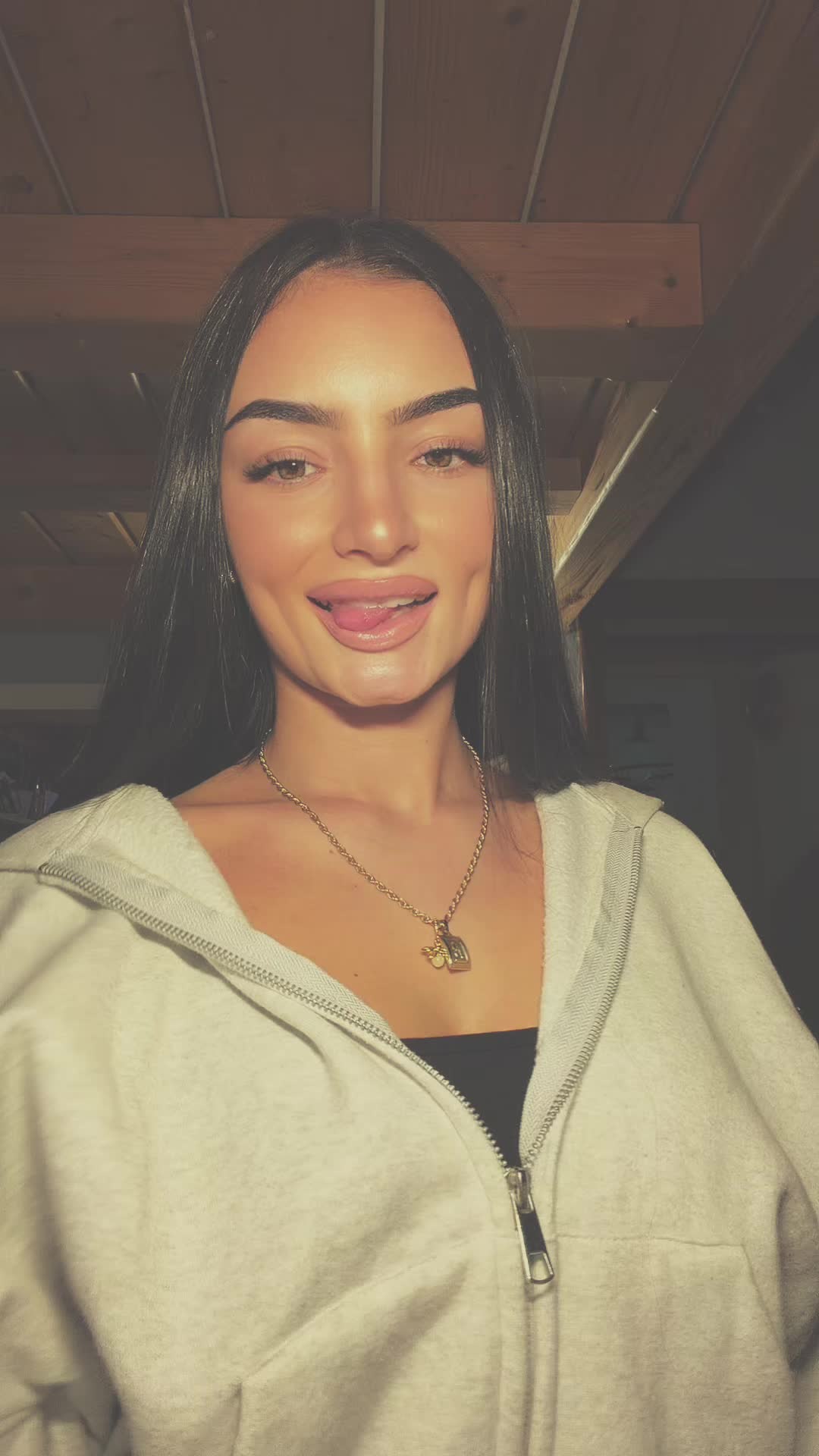 @𝔸𝕡𝕙𝕣𝕠𝕕𝕚𝕥𝕖