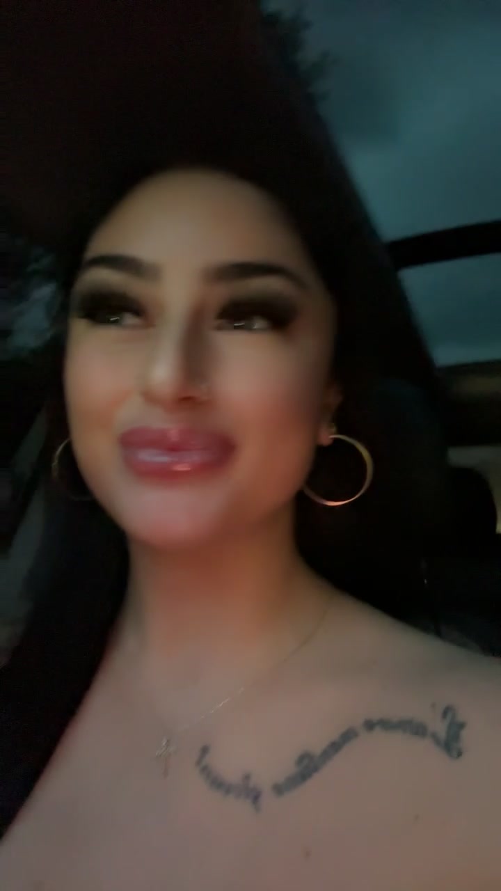 @Vi_Love_