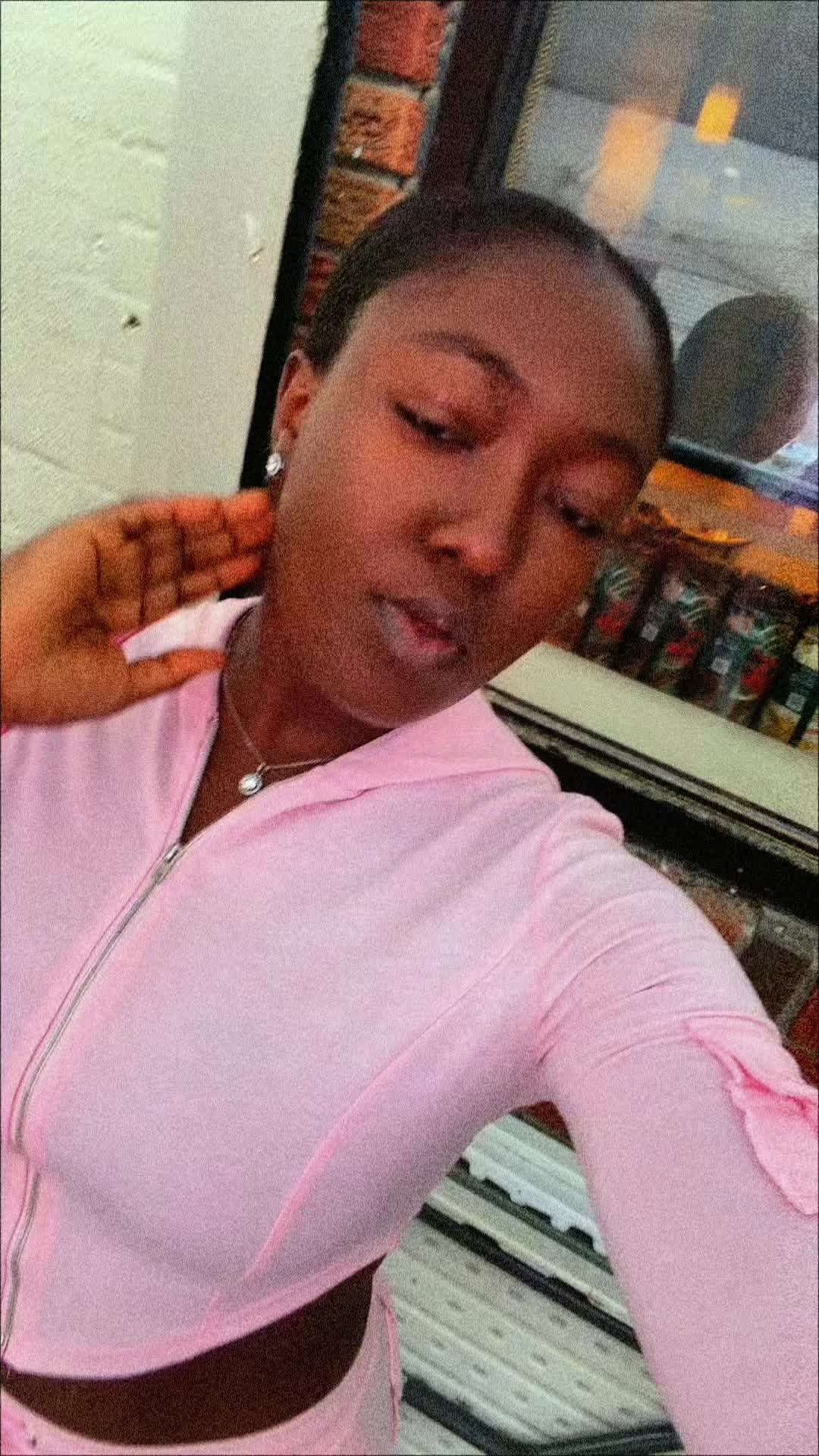 @Manou🙋🏿♀️