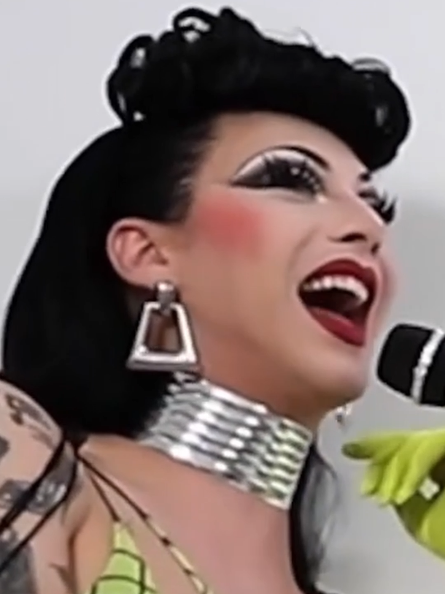 @violet fan