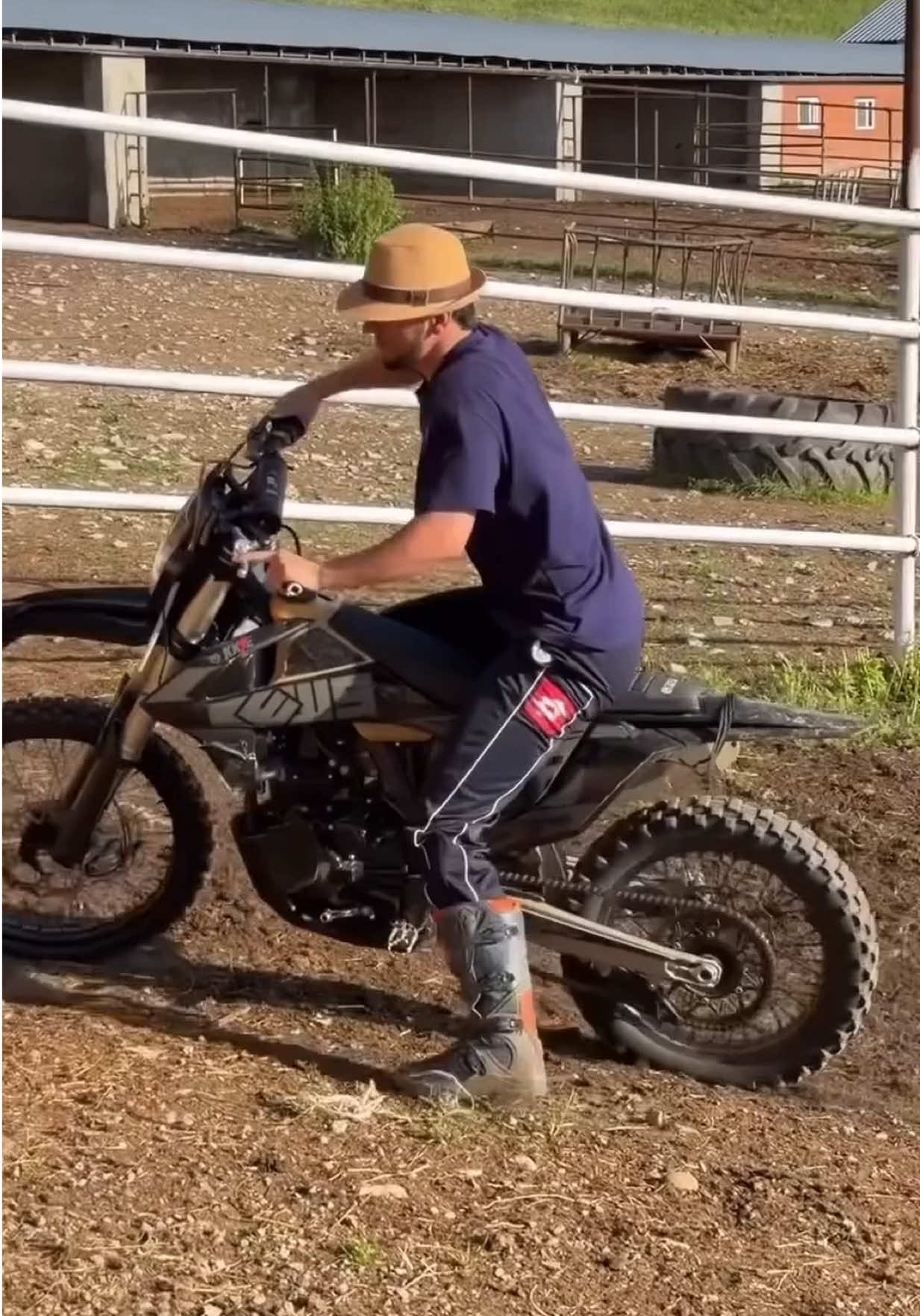 @JKD