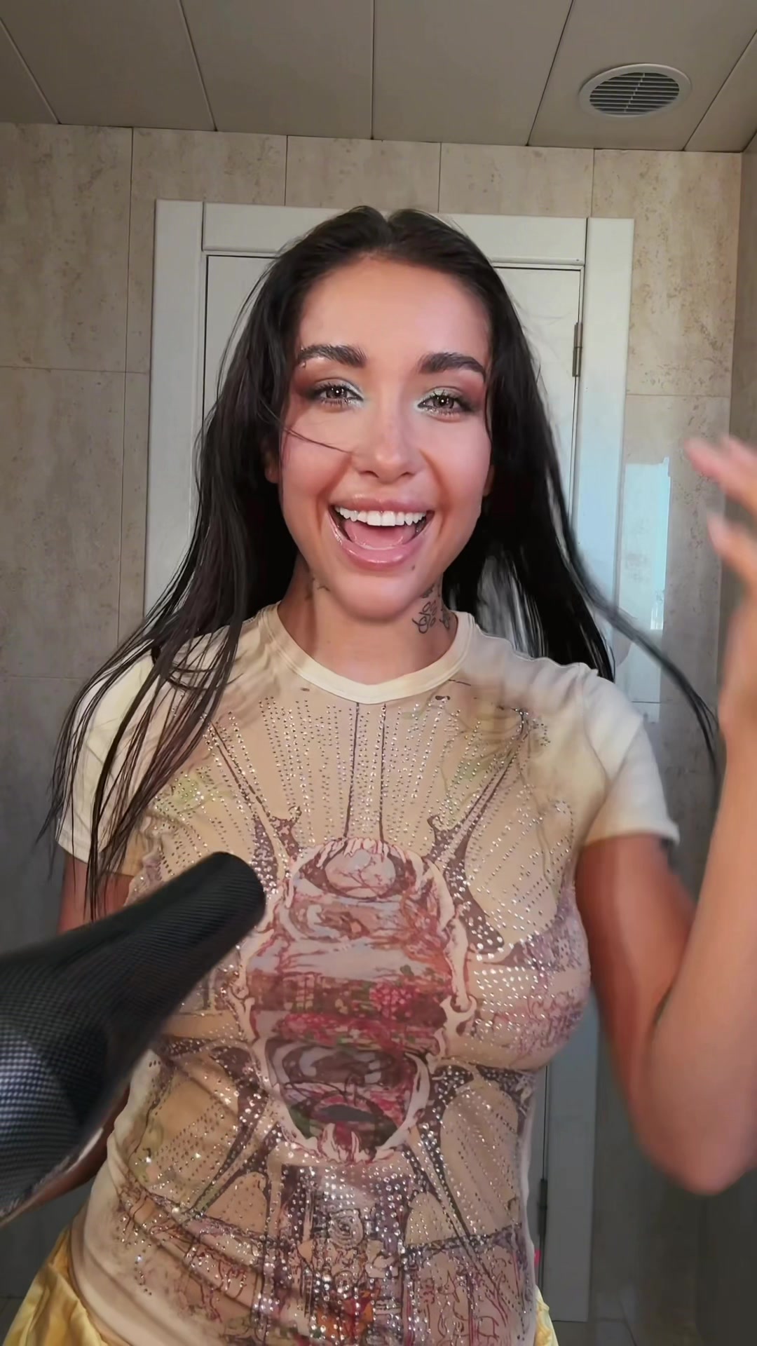@Maria Becerra