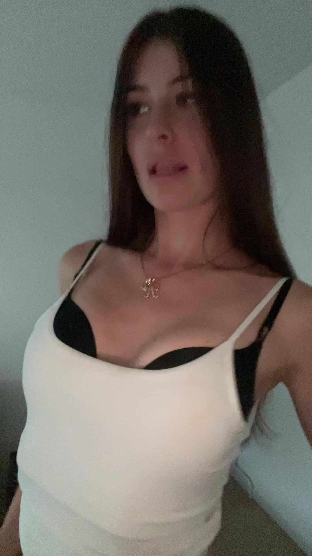 @annaiiiiiiiiiiiii
