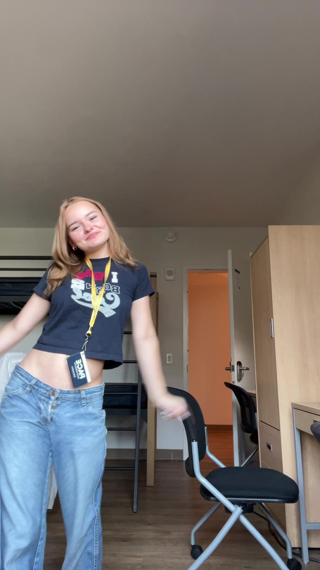 @ally_giele