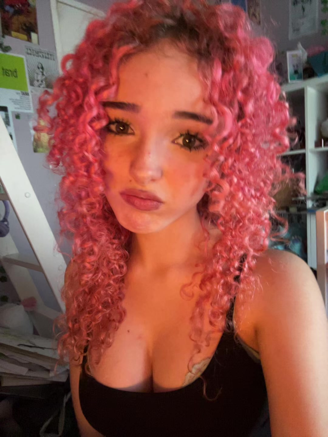 @Pinkie 🧁