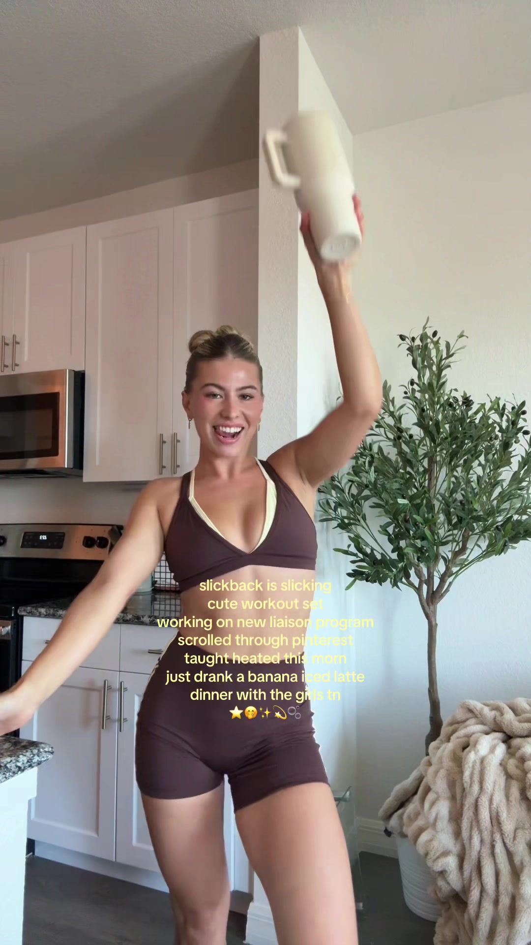 @victoriaurso