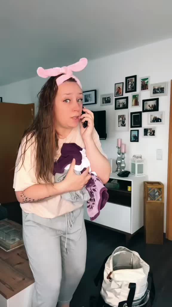 @Enrühretnadine