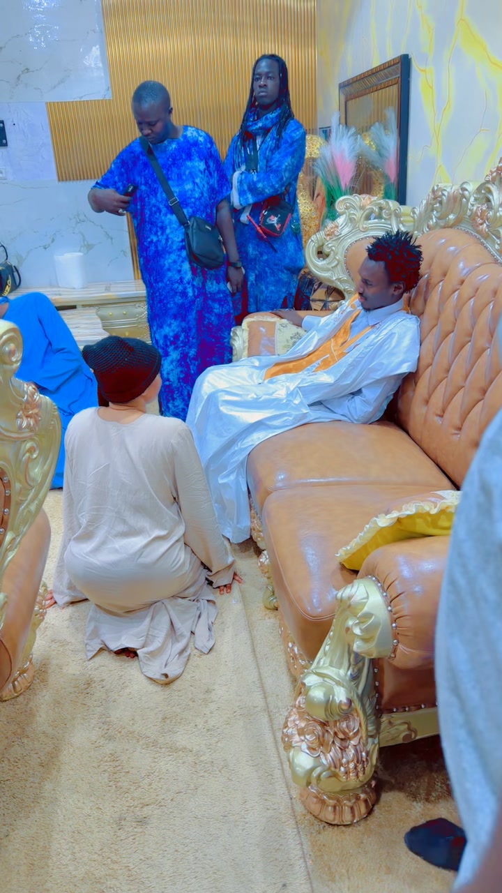 @Snap mame Ndiaye Savon