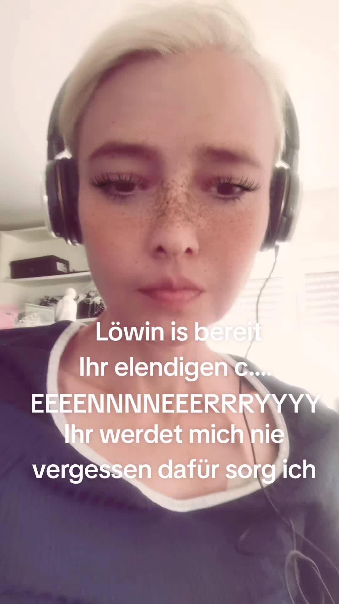 @LIGHTWARRIOR ✨✨🧚&zwj;♀️🦄✨✨