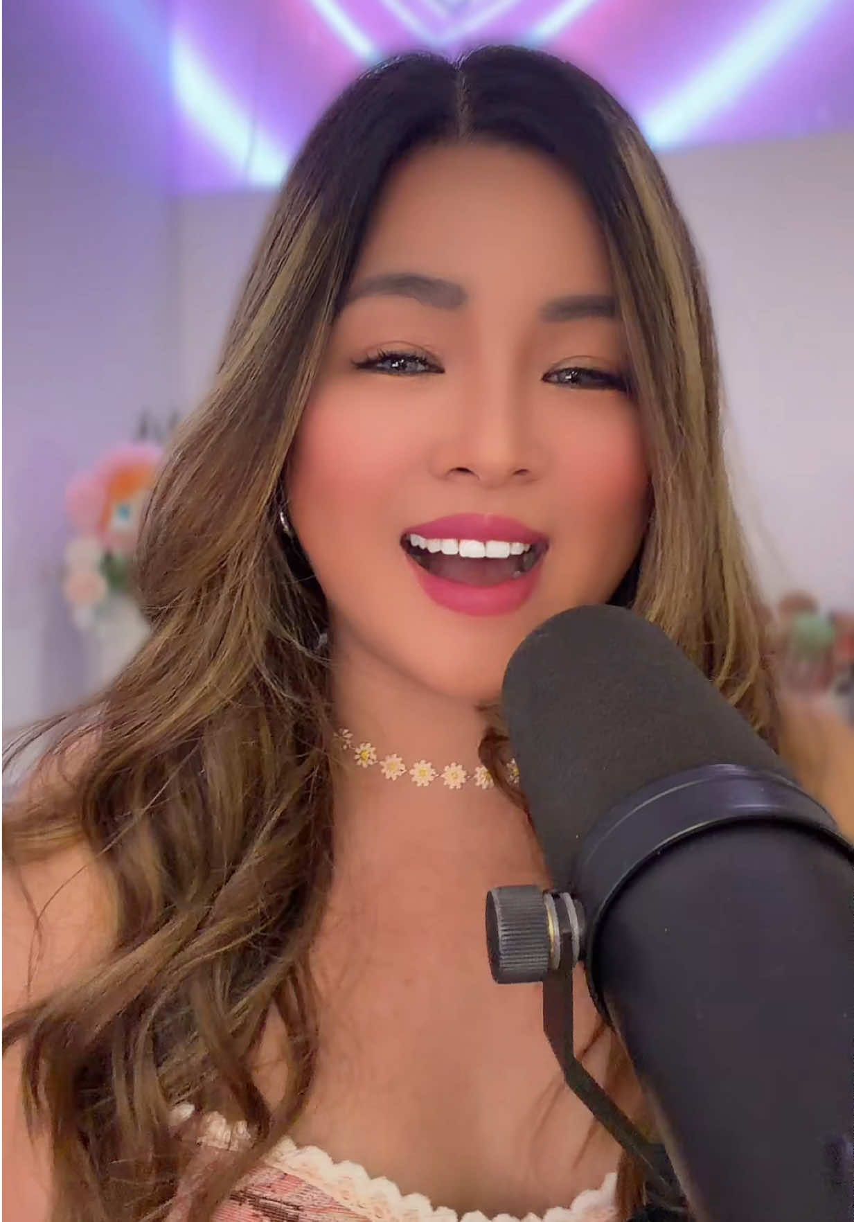 @🤍🎶🎙✿𝓒𝓱𝓮𝓻𝓻𝔂✿🎙️ 🎶🤍