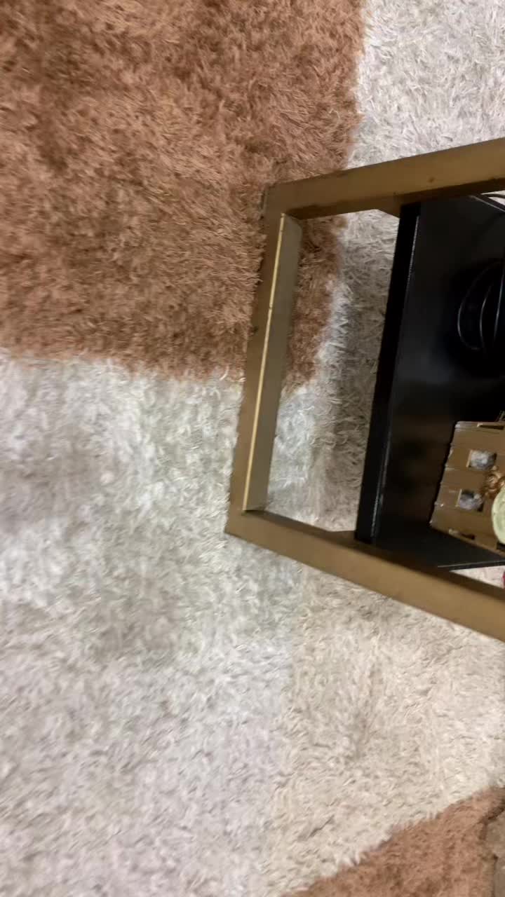 @Pariza112211