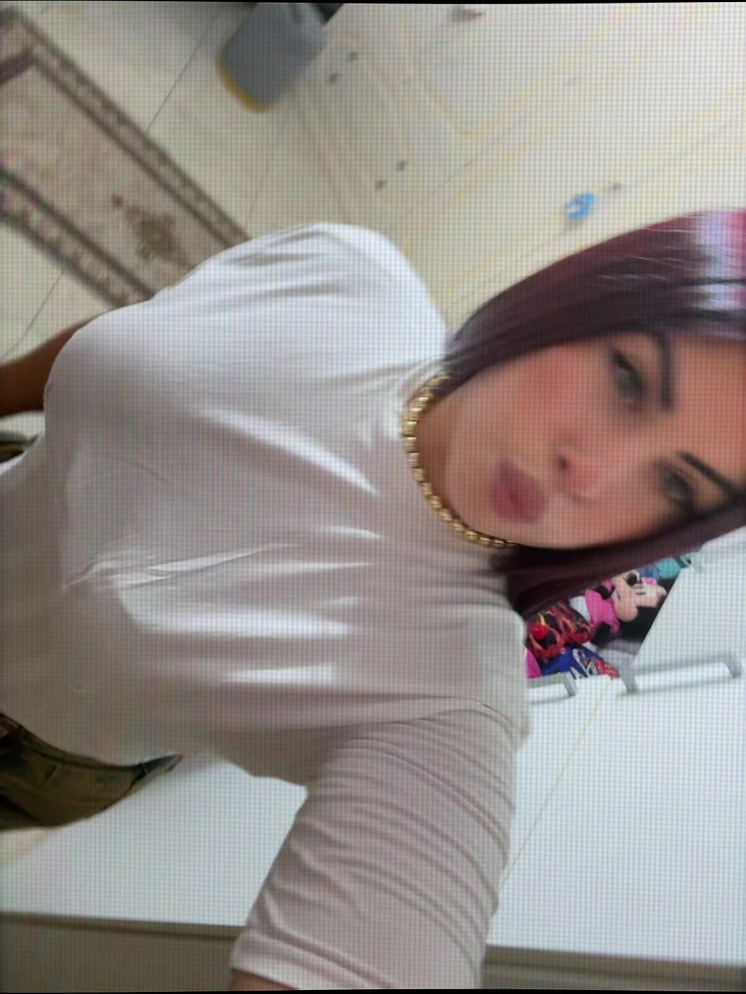 @Tonia