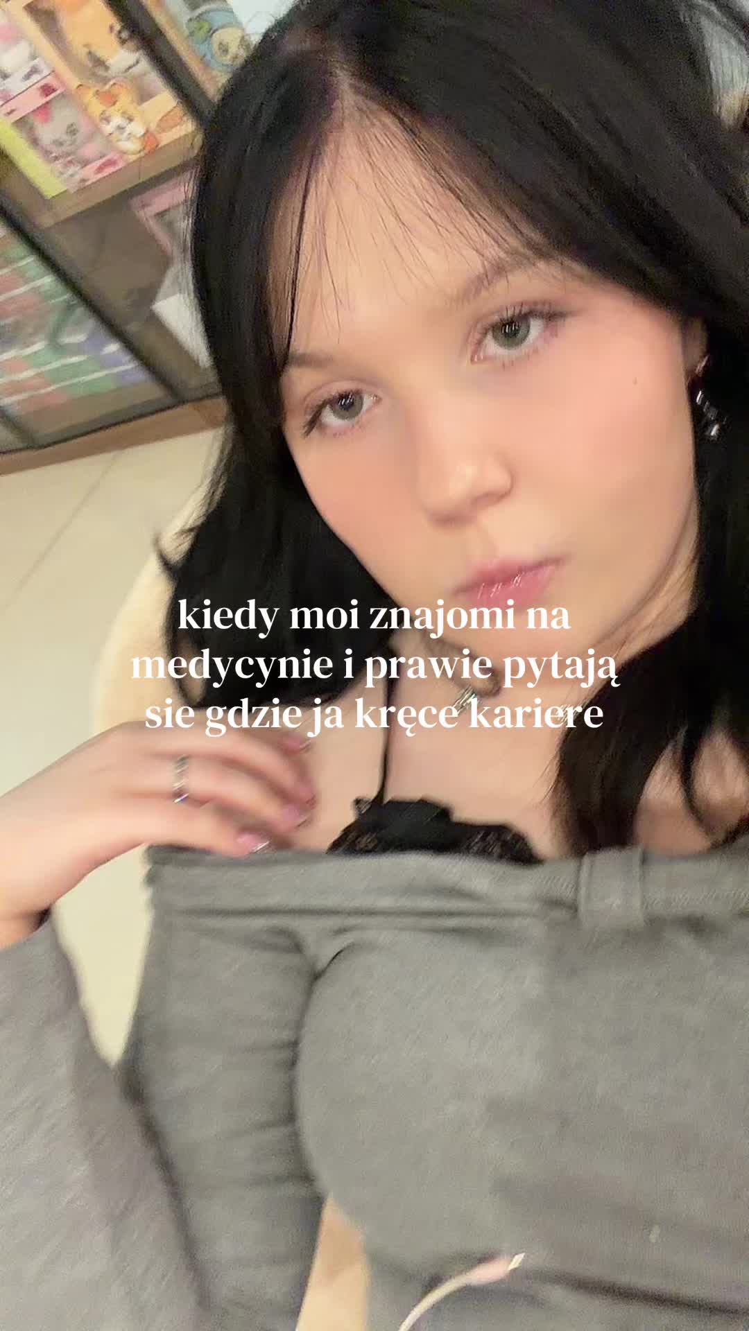 @KPOPJOAYO.com