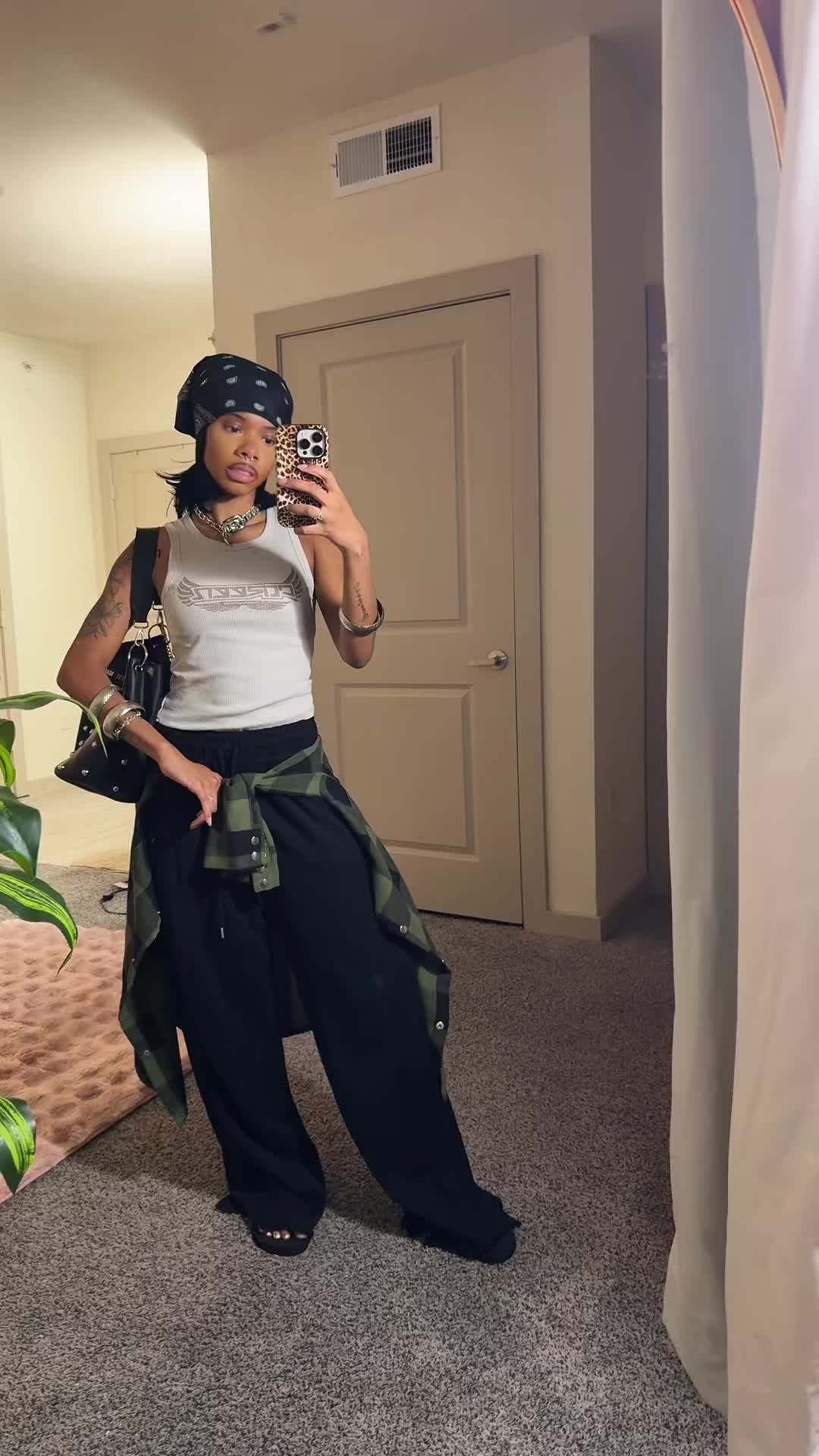 @Aniyaaa🎀