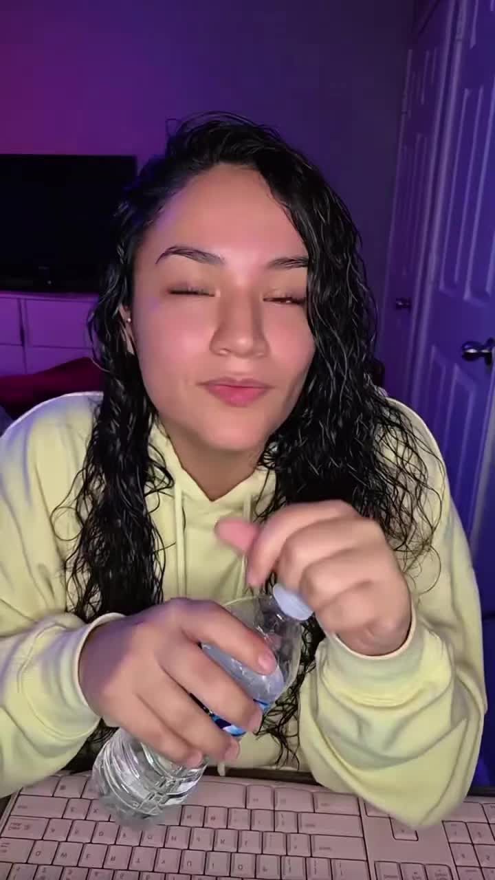 @Vanessa Nicole Salas