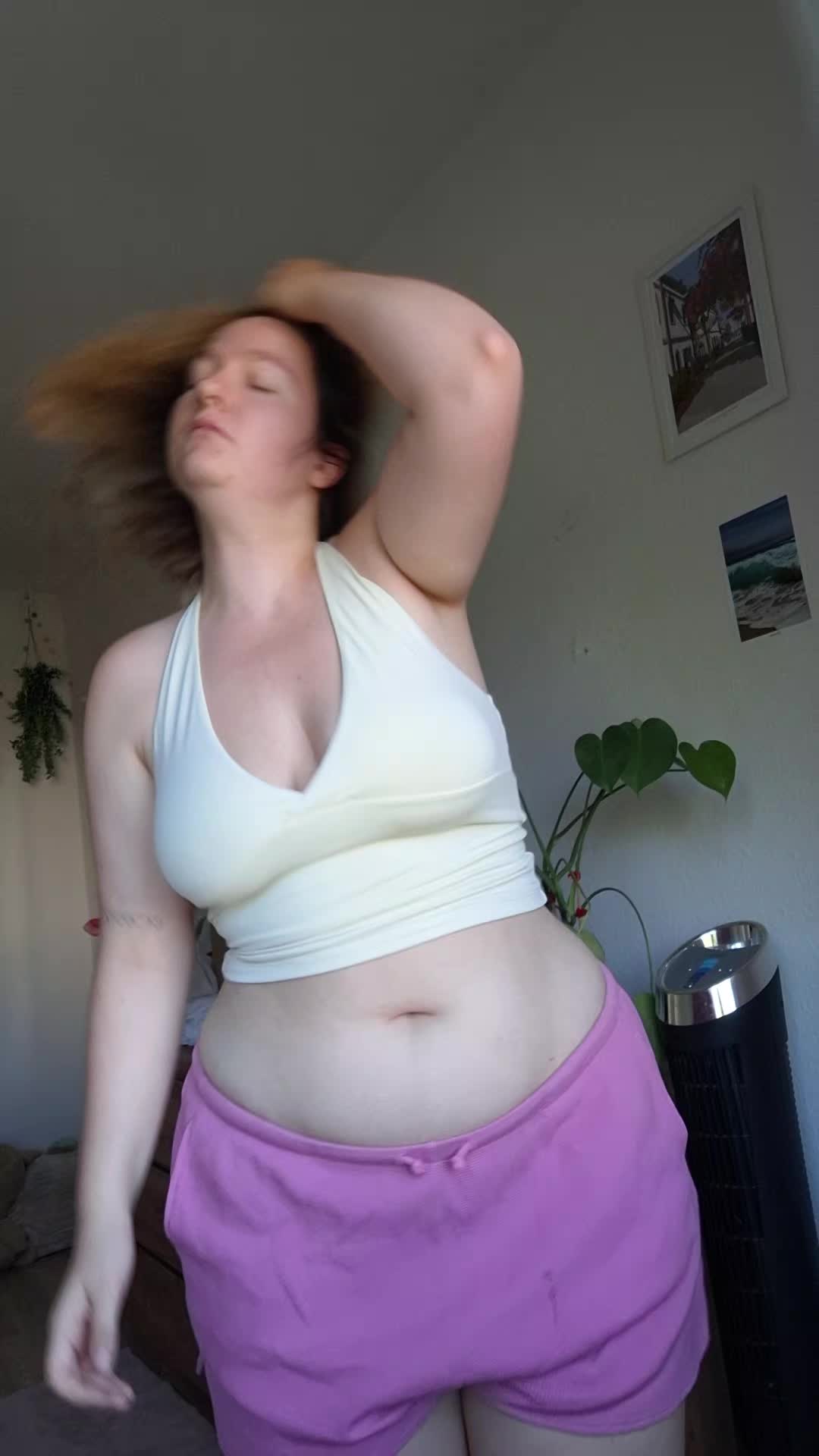 @vivienhrtl🌼