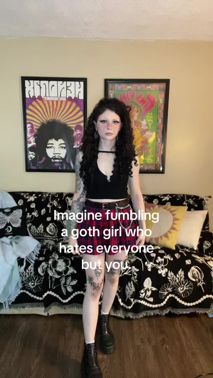 @alexis bones🔪🖤