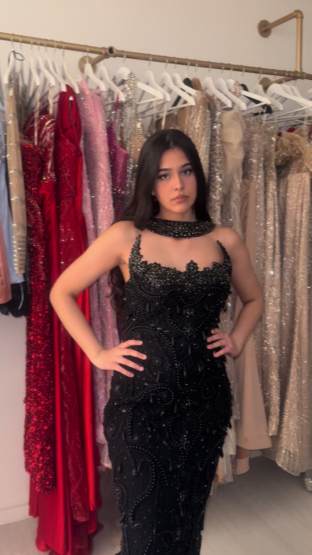 @Dress_of_V&E