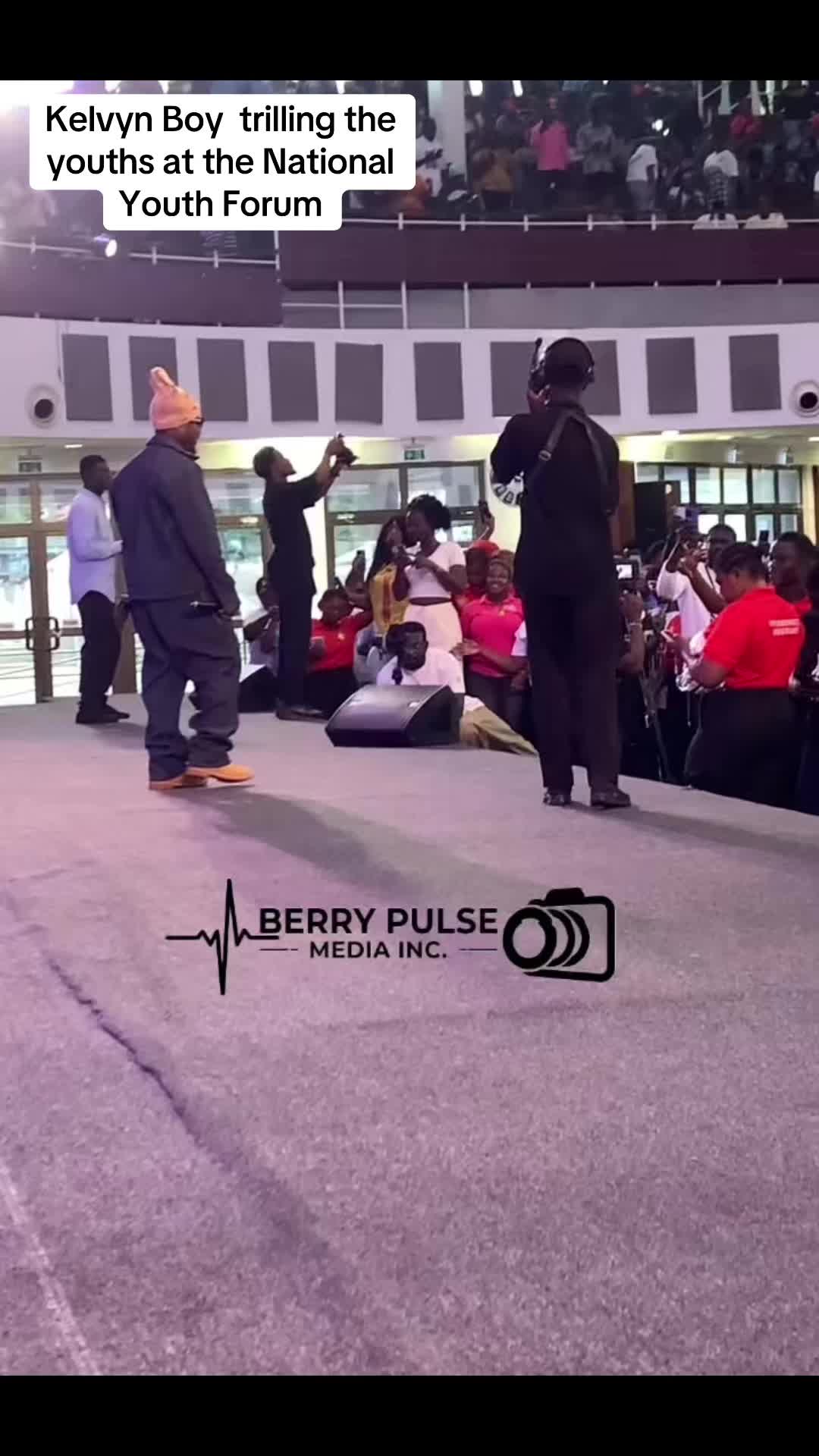 @Berry the fanti_boy☯︎🦍🥷🇬🇭