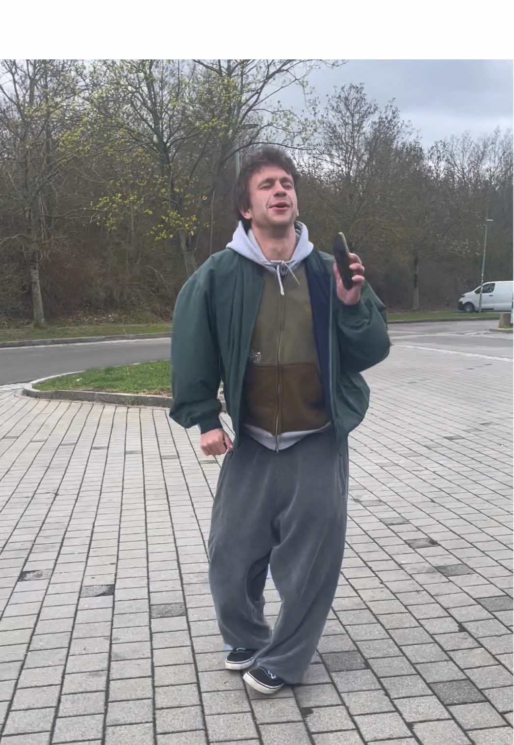 @Buggi