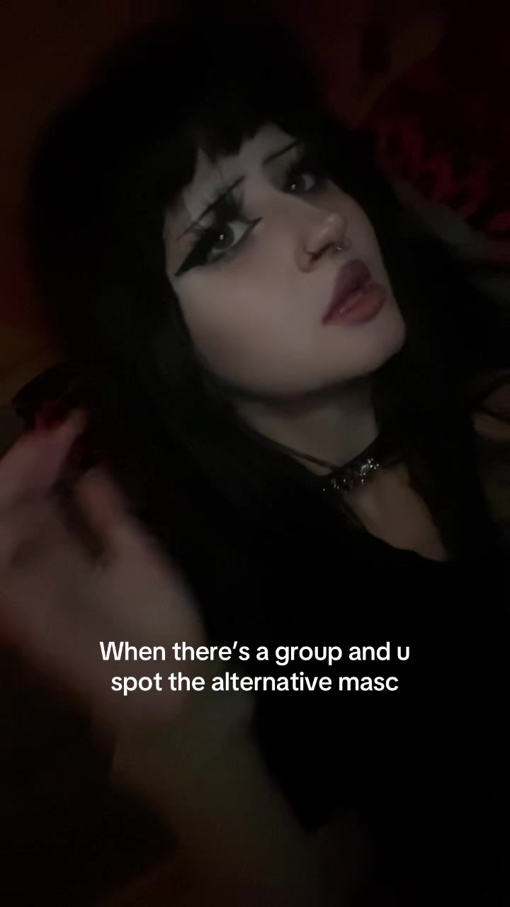 @r4venbarkz