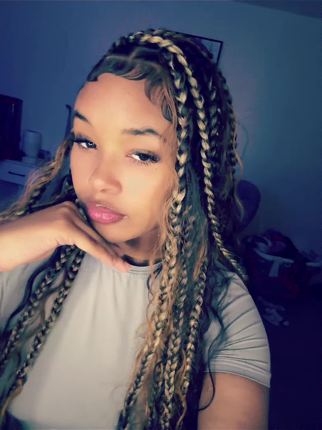 @๐ฉ๐ด๐บ๐ธ