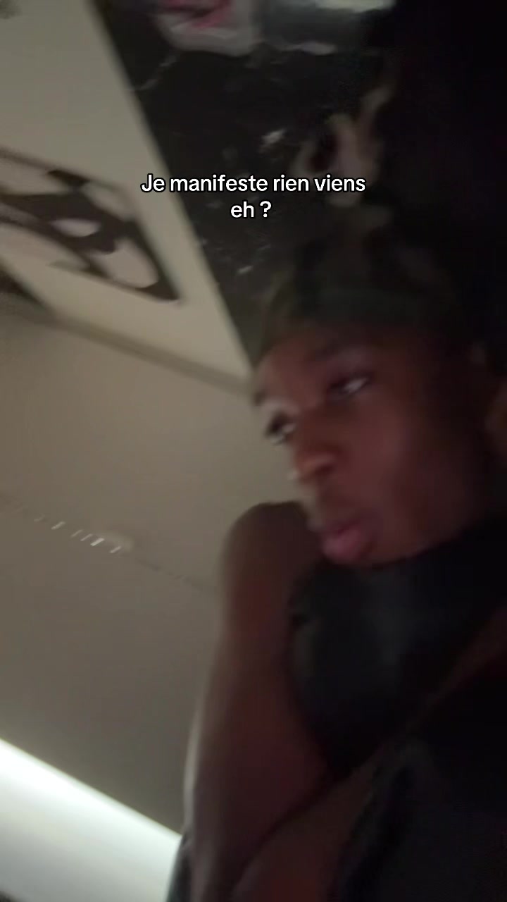 @J2 🌟