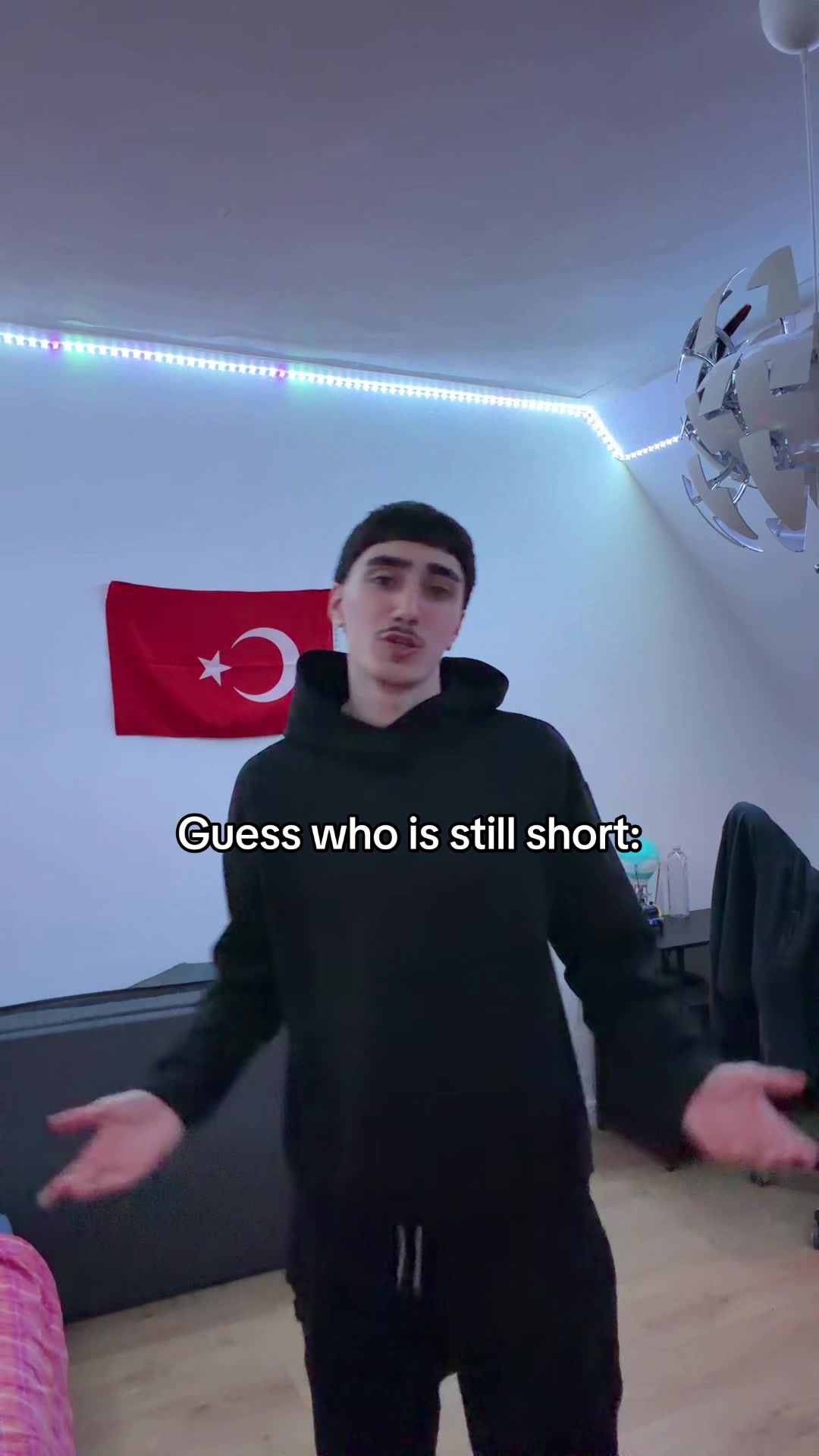 @𝓤𝔃𝔃𝓲シ