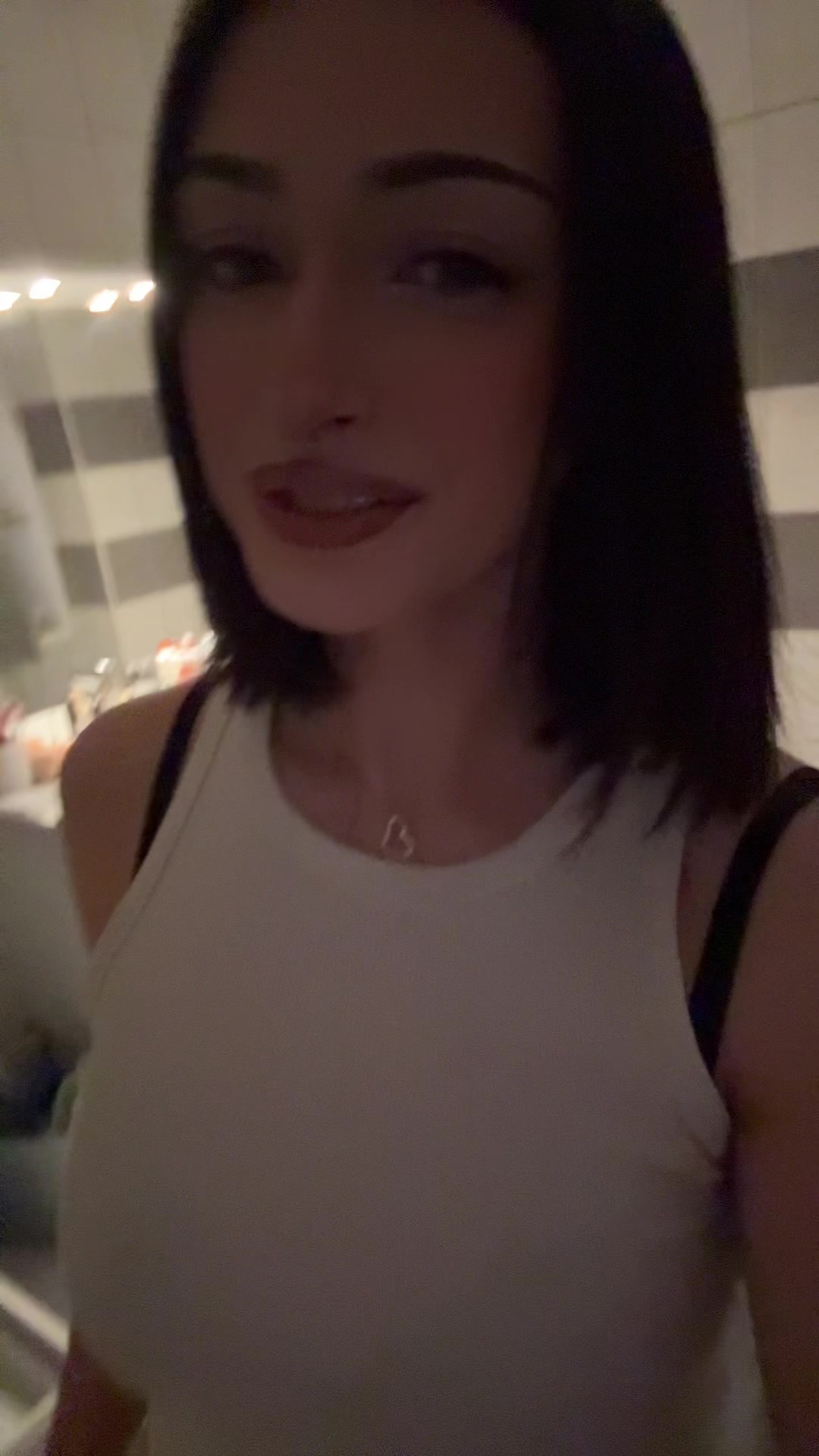 @𝔏𝔢𝔞𝔫𝔫𝔢🎀