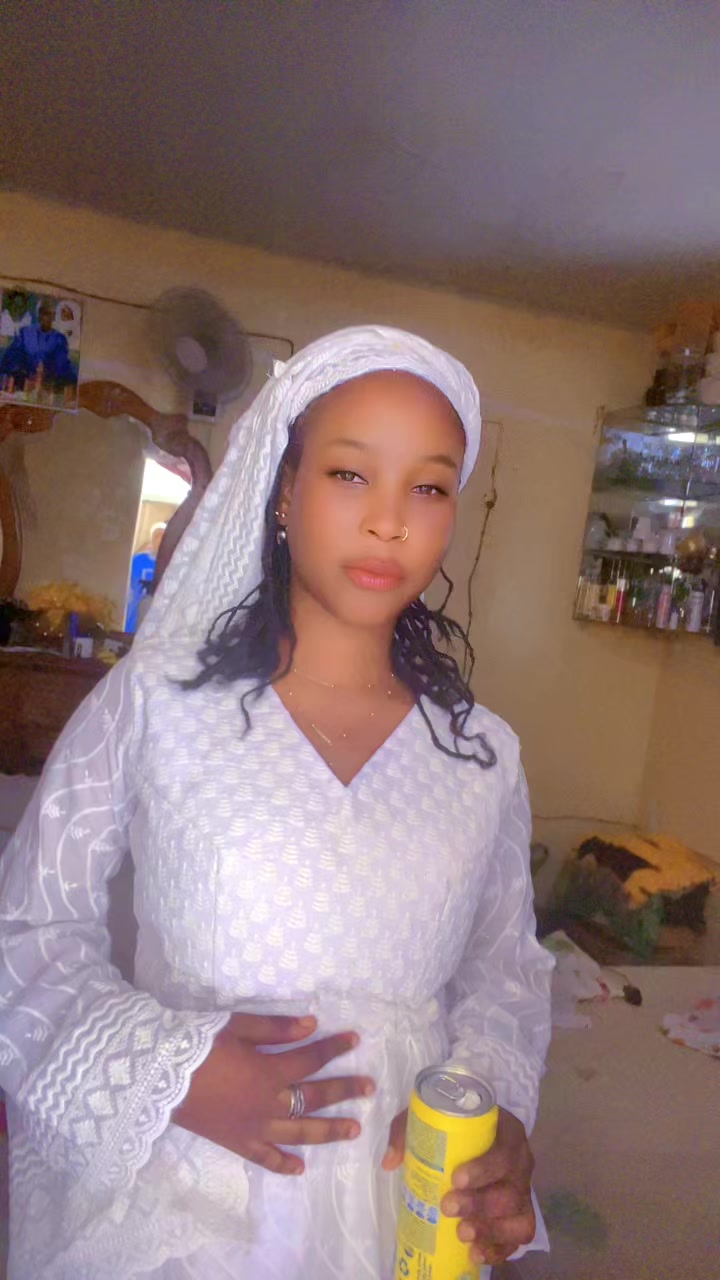 @Aicha la belle