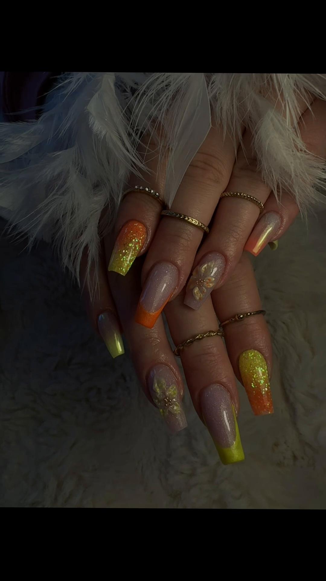 @Nailfreakz by Jen