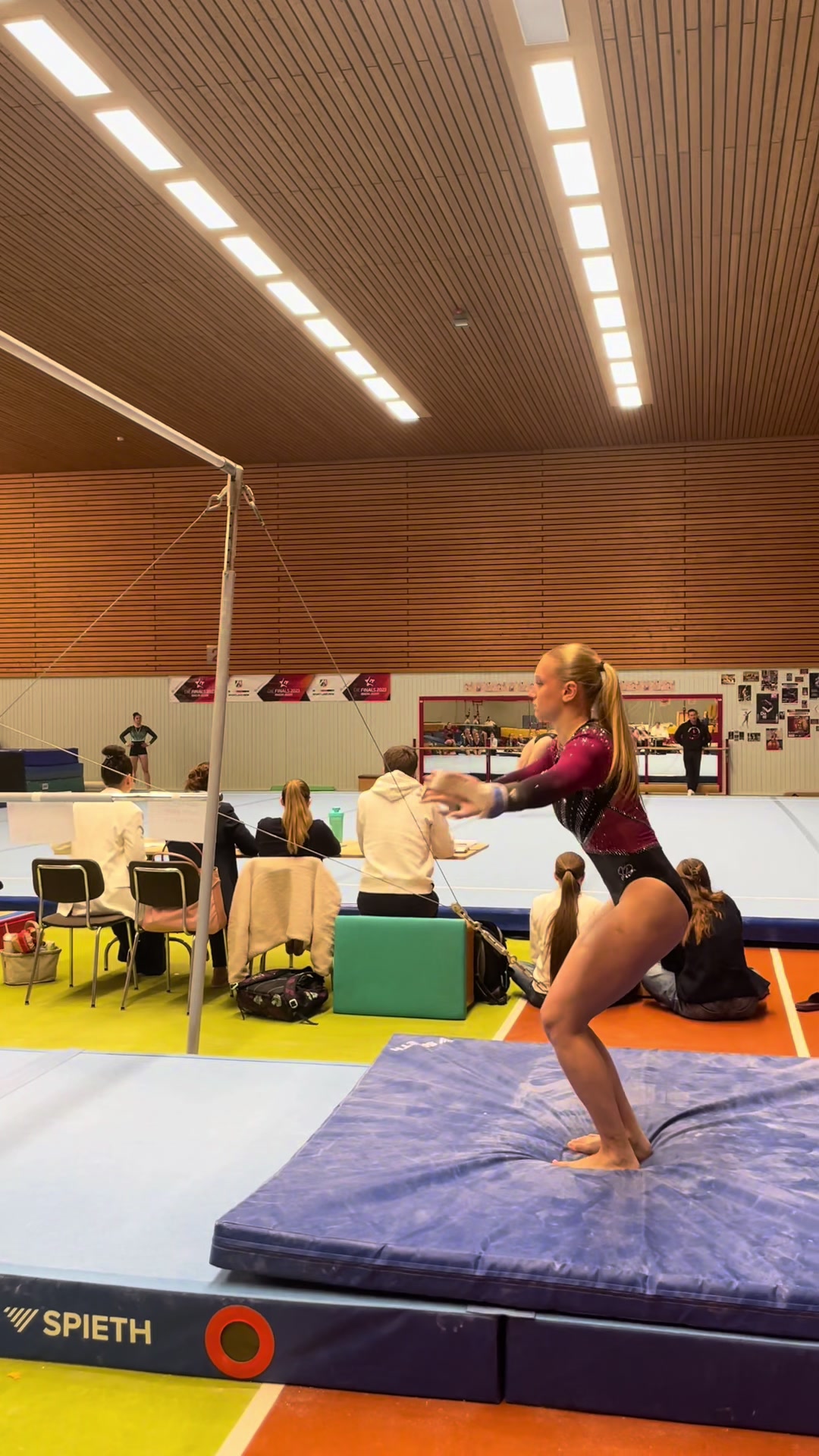 @Maya🤸🏼♂️