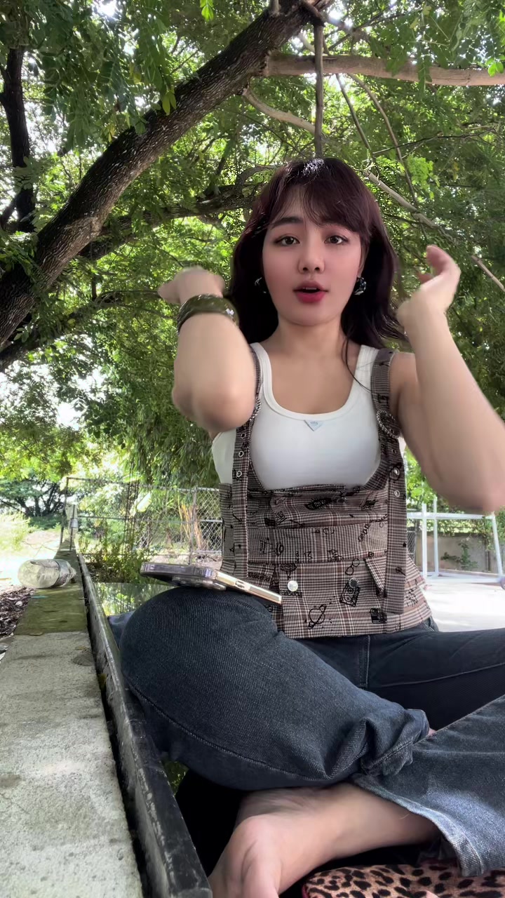 @๐ฐ๐ญLiza Ai