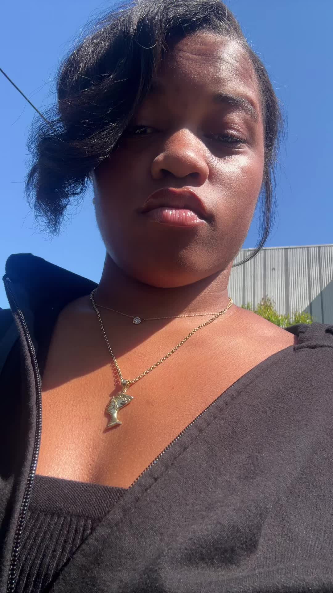 @sashamarieex