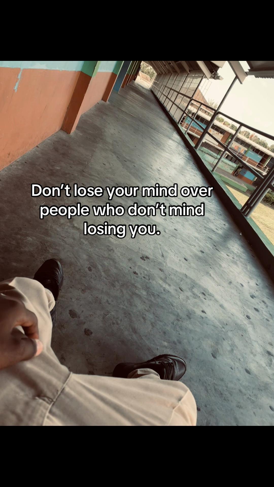 @𝚄𝙽𝙺𝙽𝙾𝚆𝙽 &times;͜&times;