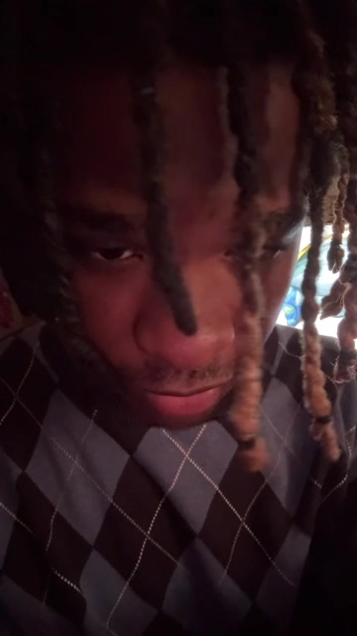 @komoneon