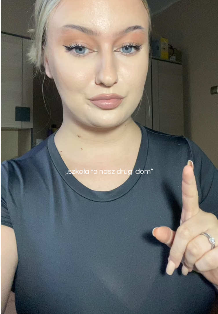 @julka ♡⃕