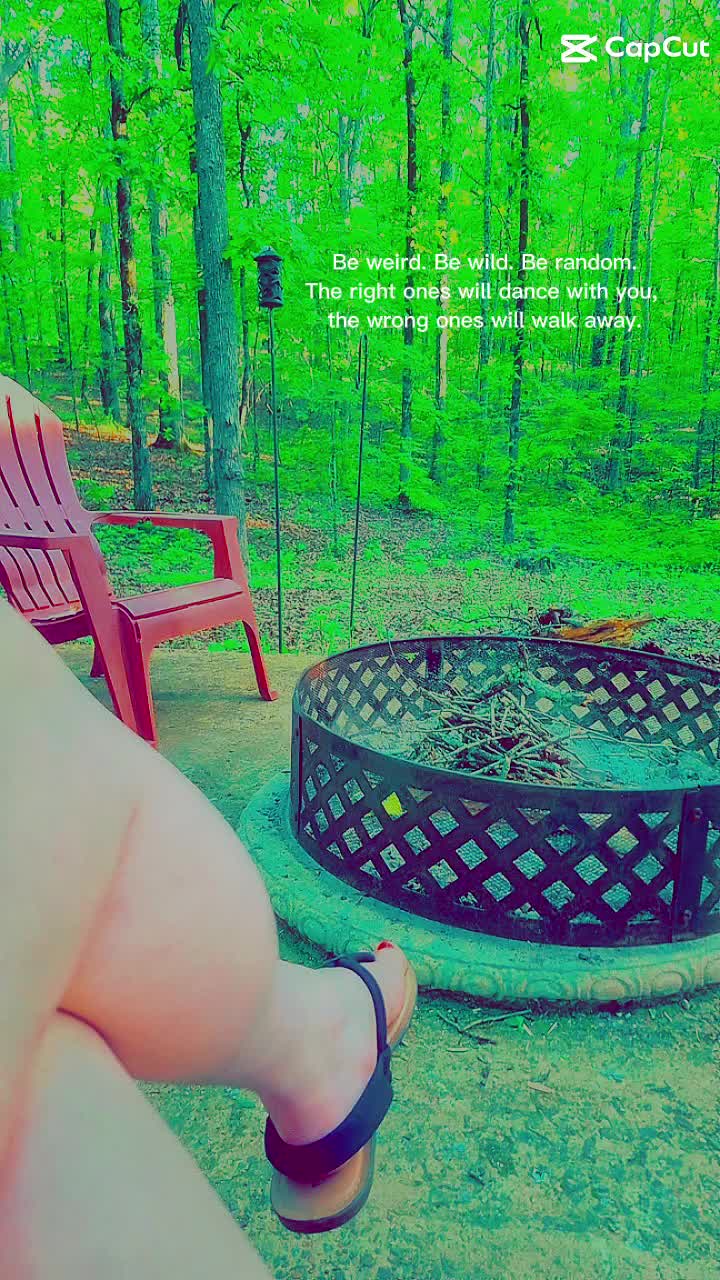 @BlueCollarBarbie 🤟🏻🖤🦝