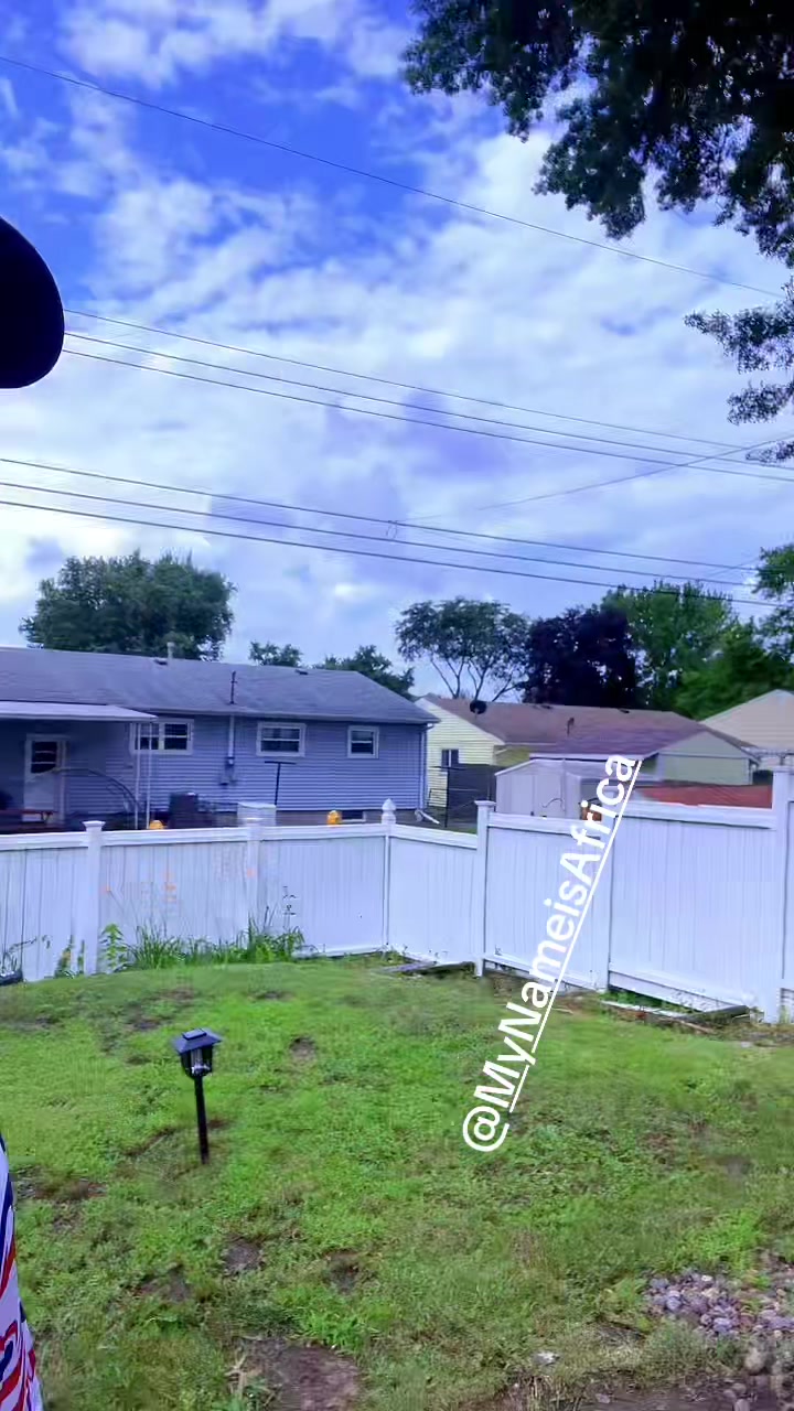 @delalivonoo