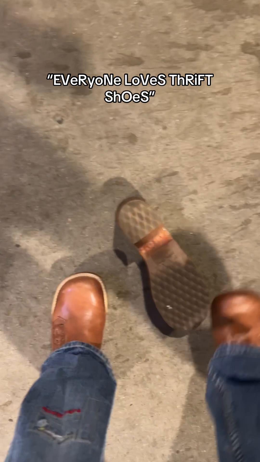@NelloVintage