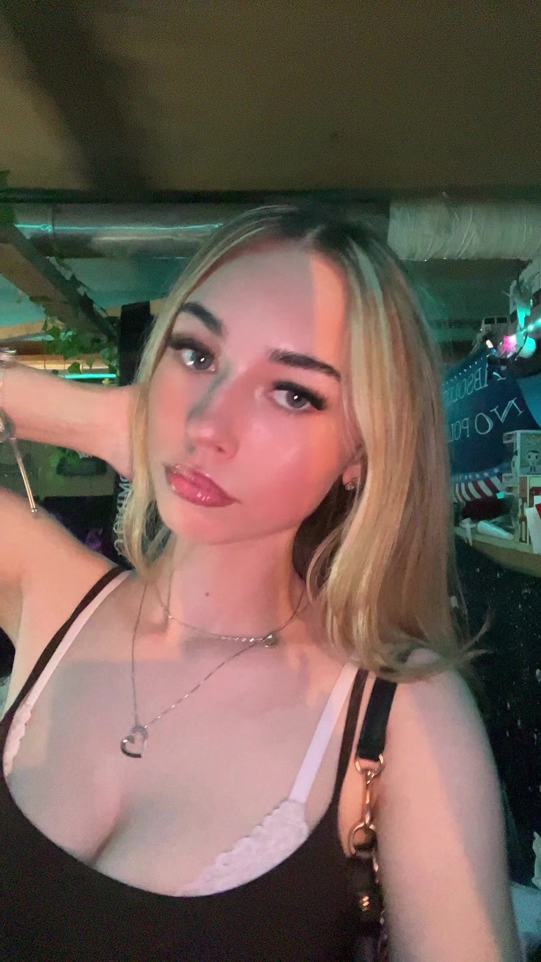 @em ๐
