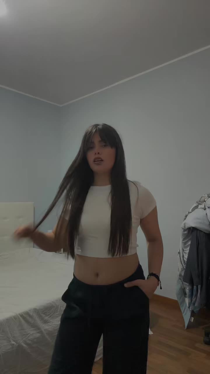 @Rosy_09