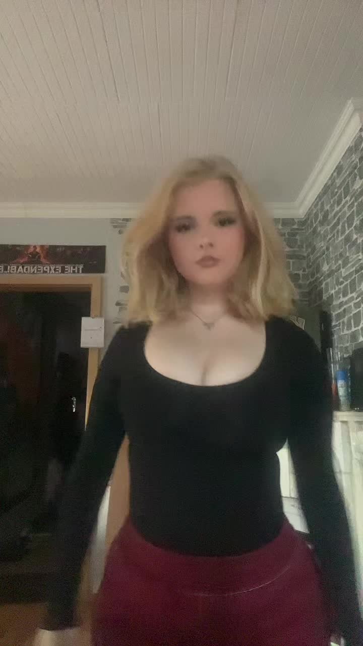@St4r_bella.