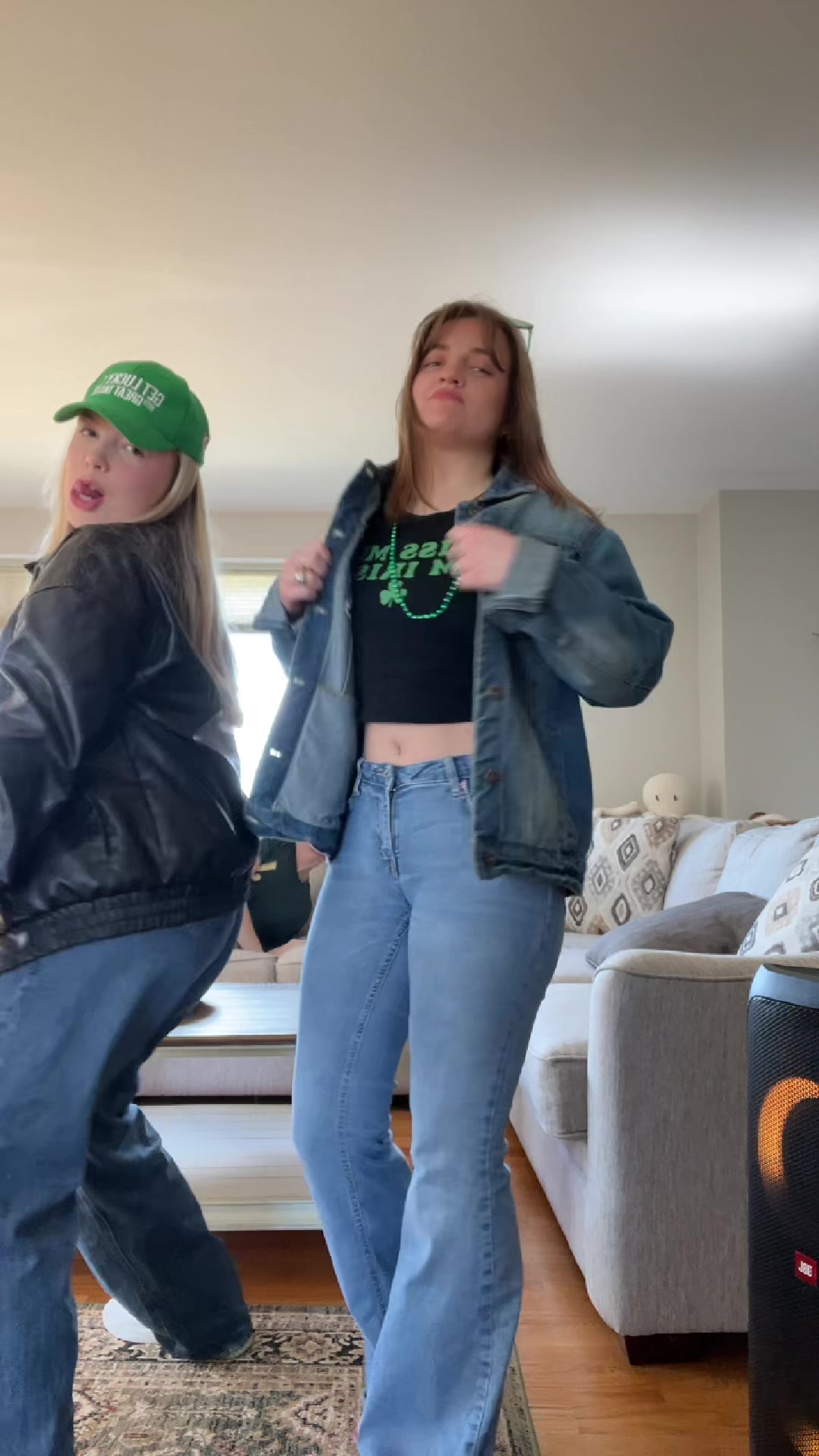 @olivia