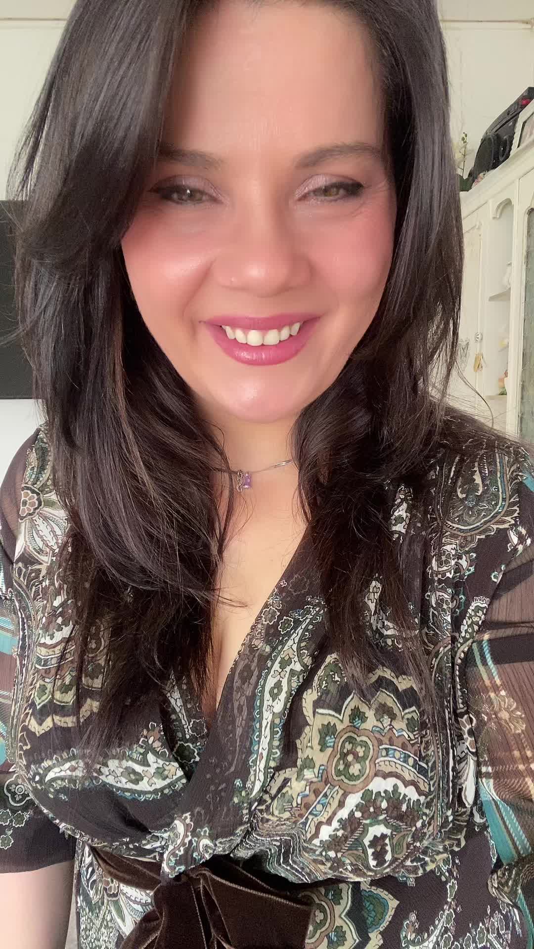 @MiKI 🌸🌹🌹🌹