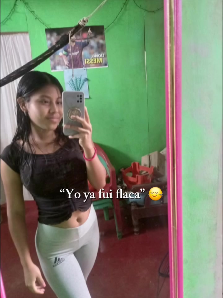 @Debora Jocabed Yumbato Díaz