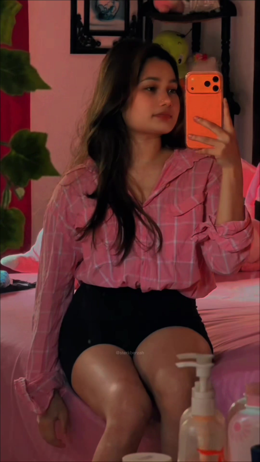 @Shellyna
