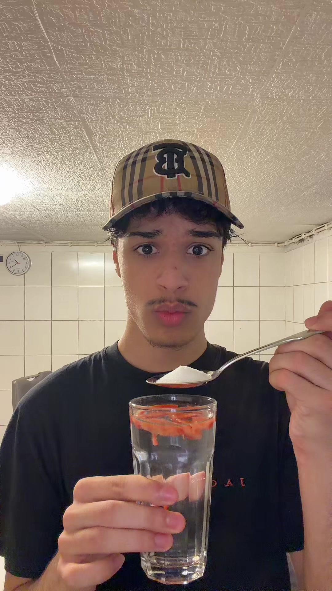 @Hewadbroo